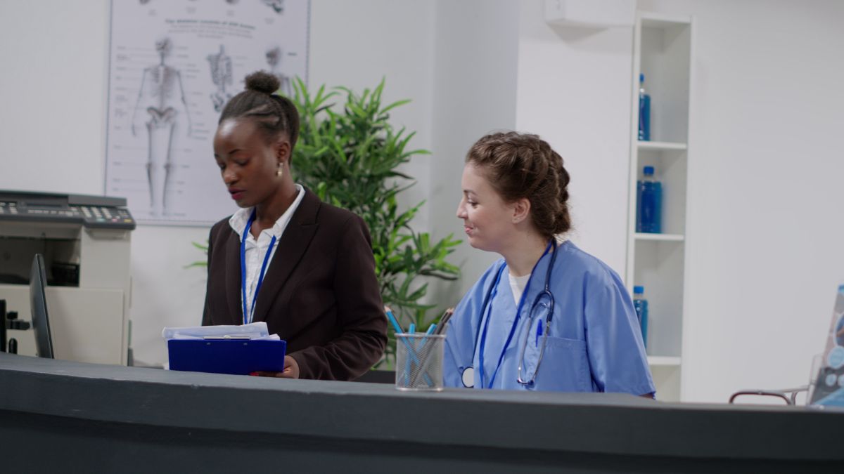 Reception & Front Desk Training | EyeCareChat.com